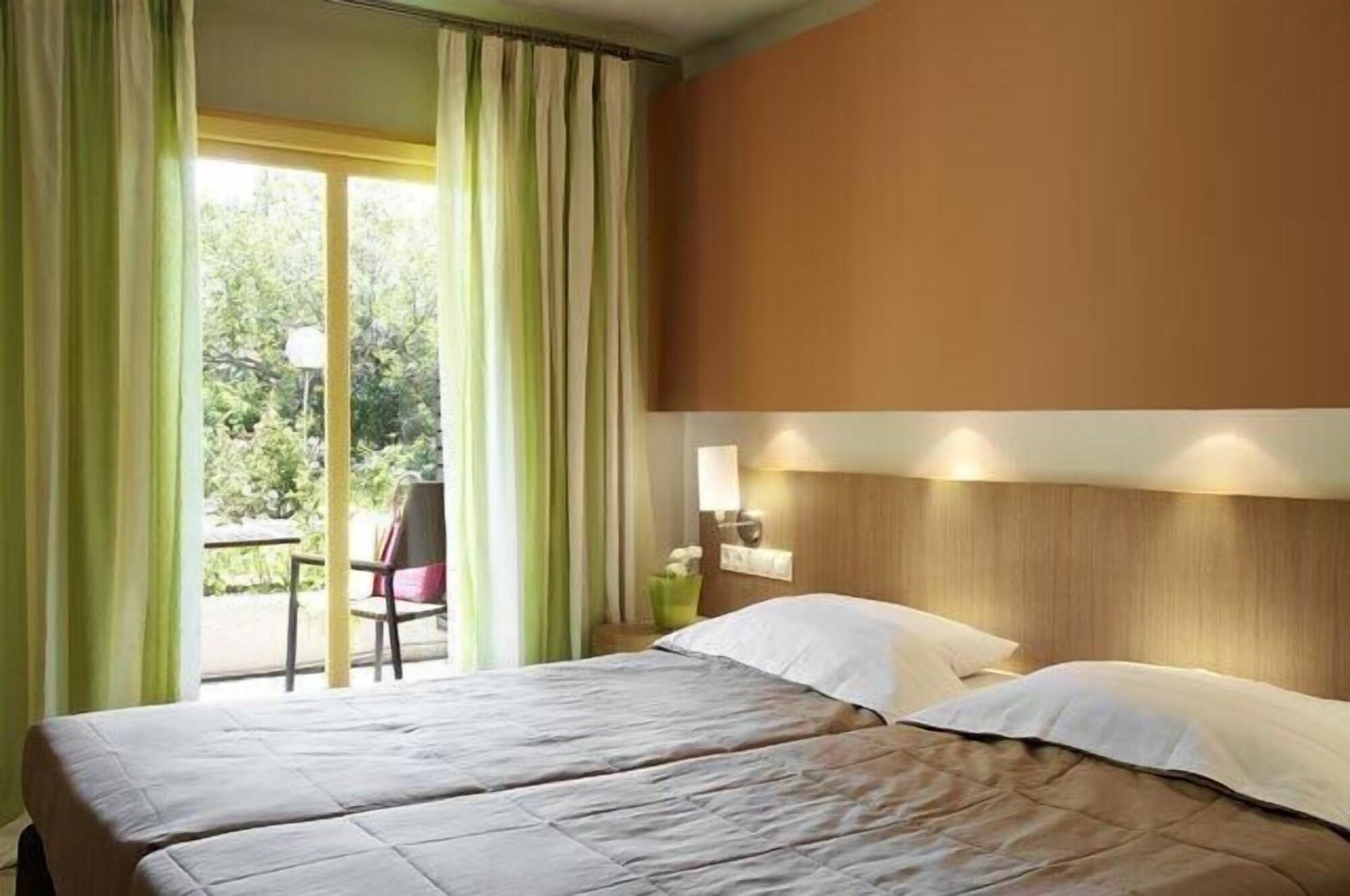 Astoria Hotel Troulos Eksteriør bilde